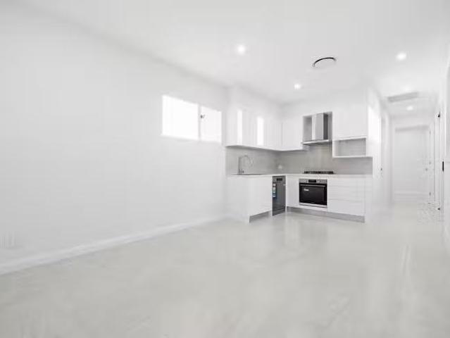 Cheap 2 BR 20A Chalk Street, Gables, NSW 2765