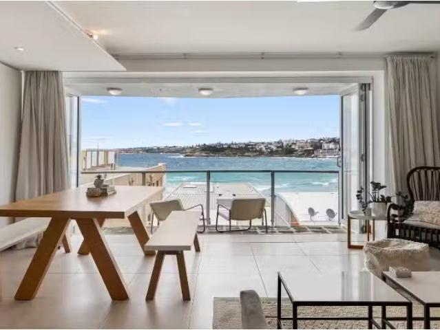 For Rent! 2 BR 2/103 Brighton Boulevard, North Bondi Apartment.