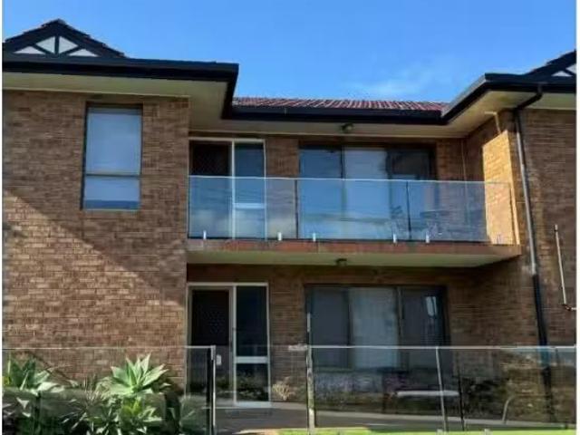 Unique 2 BR 2/12 Strangways Tce, Port Elliot Apartment for ren.