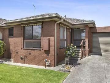 Just in! 2 BR 2/15 Bieske Road, Grovedale, VIC 3216
