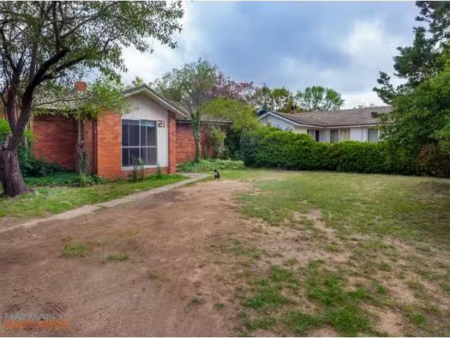 Cheap 2 BR 21 Tardent Street, Downer House for rent Listed by.