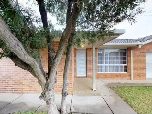 For Rent! 2 BR 2/22 Kilpatrick Street, KOORINGAL Apartment for.