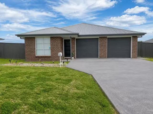 New 2 BR 2/24 Forrest Way, Gunnedah Apartment for rent Listed.
