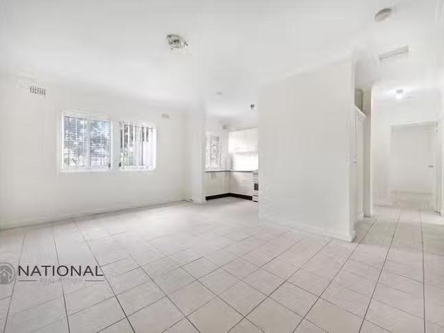 For Rent! 2 BR 2/270 Guildford Road, Guildford, NSW 2161