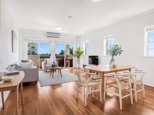 Charming 2 BR 30/105 Colin Street, WEST PERTH Apartment for re.