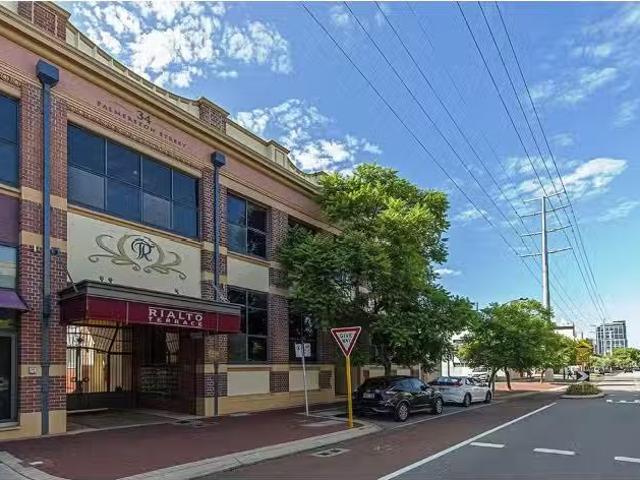 For Rent! 2 BR 30/34 Palmerston Street, Northbridge Townhouse.