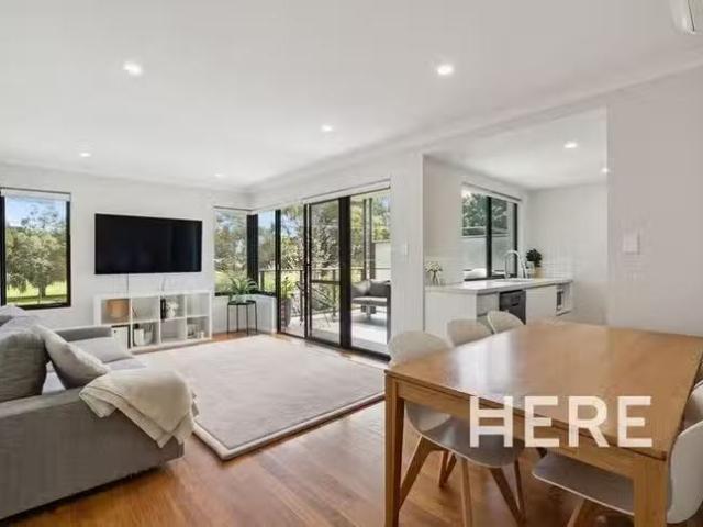 Rental! 2 BR 3/25 Dongara Street, Innaloo, WA 6018