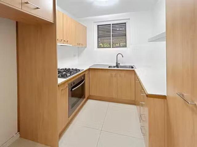 Deal! 2 BR 3/26 London Road, Clayfield, QLD 4011