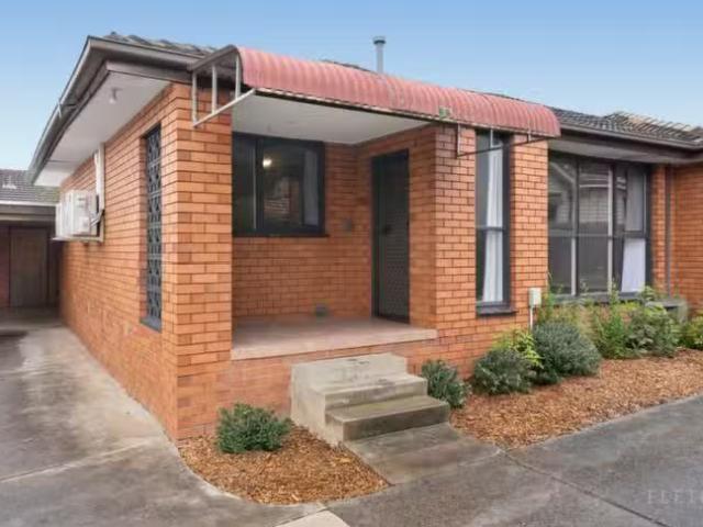 Rental! 2 BR 3/2 Coorie Ave, Bayswater VIC 3153 House For Le.