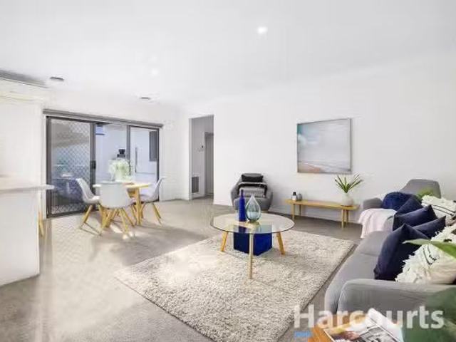 Nice 2 BR 3/34 Central Avenue, BORONIA, VIC 3155 House for R.