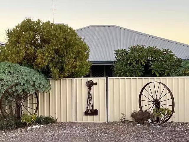 Cozy 2 BR 3 Main Street, Cleve, SA 5640