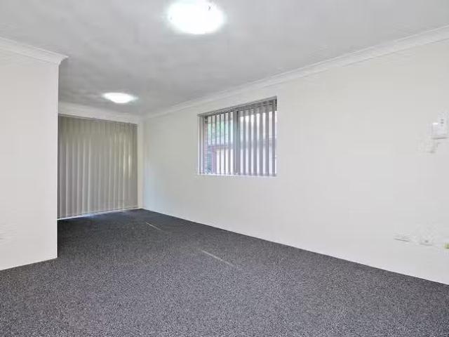 Unique 2 BR 4/8 Central Avenue, Westmead, NSW 2145
