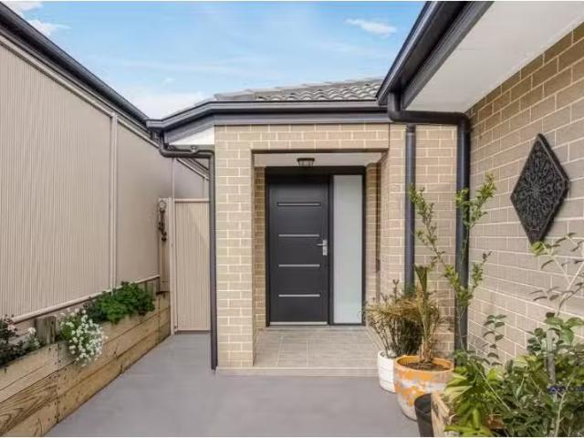 New 2 BR 48b Mc Govern Street, Spring Farm House for rent Lis.
