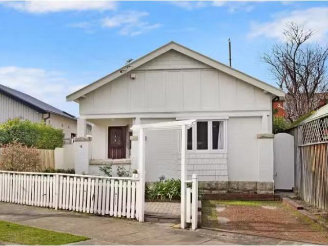 Charming 2 BR 4 Grove Street, Lilyfield House for rent Listed.