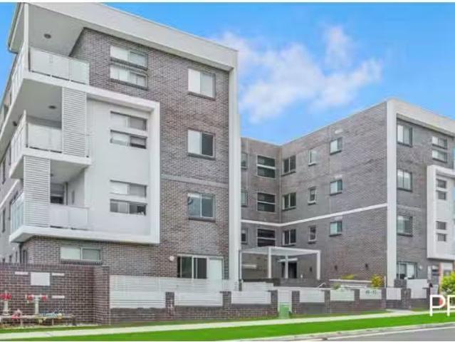 Just in! 2 BR 5/49 Essington St, Wentworthville Apartment for.
