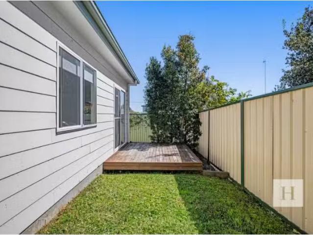 Cheap 2 BR 56A Swan Street, Kanwal House for rent Listed by H.