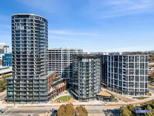 Charming 2 BR 501/220 Melrose Drive, Phillip ACT 2606 Apartmen.