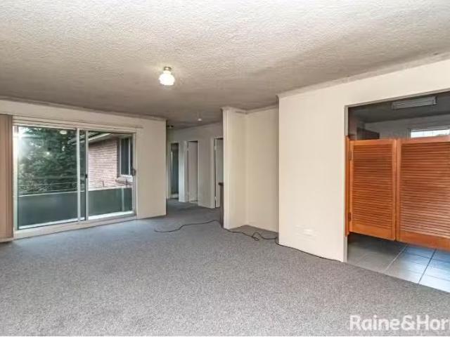 Nice 2 BR 5/112 114 O'Connell Street, NORTH PARRAMATTA Apartme.