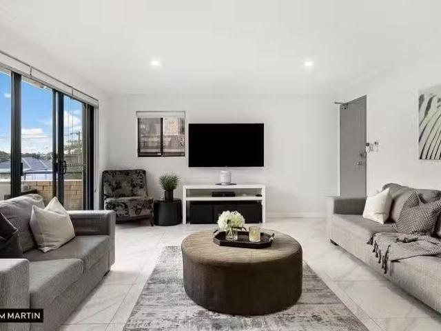 Cozy 2 BR 5/15 Wycombe Avenue, Monterey, NSW 2217