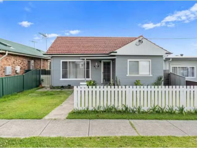 New 2 BR 64 King Street, SHORTLAND House for rent Listed by R.