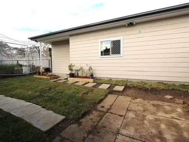 Nice 2 BR 62A Wattle Avenue, Carramar, NSW 2163