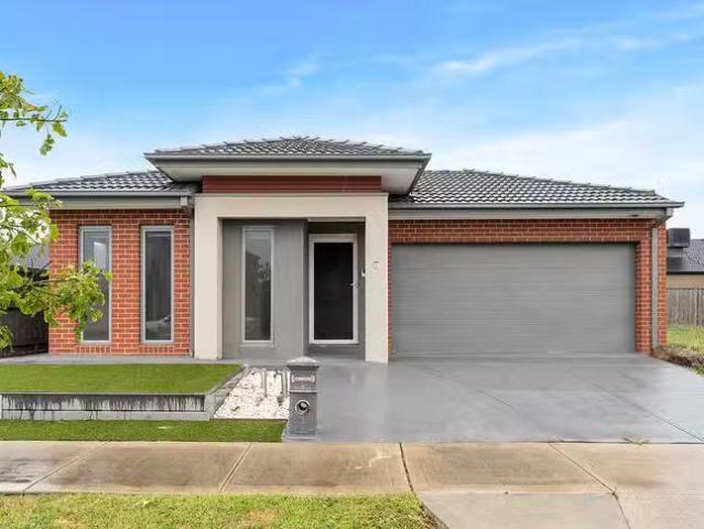 Deal! 2 BR 6 Selby Way, Donnybrook, VIC 3064