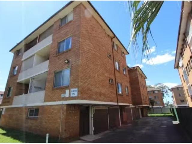 New 2 BR 7/8 Drummond Street, WARWICK FARM House for rent Lis.