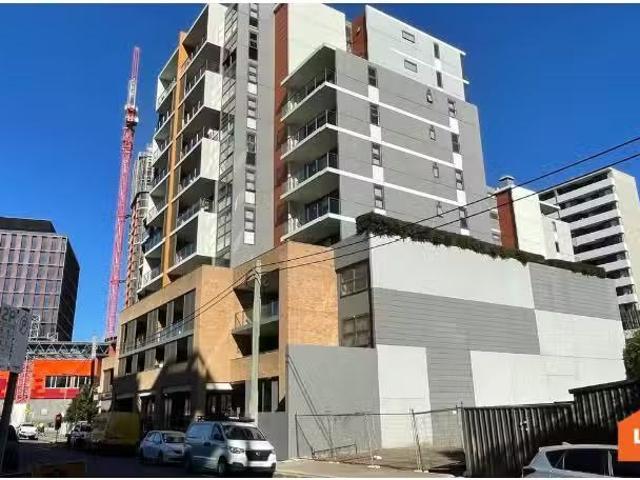 Cheap 2 BR 706/11 Charles Street, Wickham Apartment for rent.