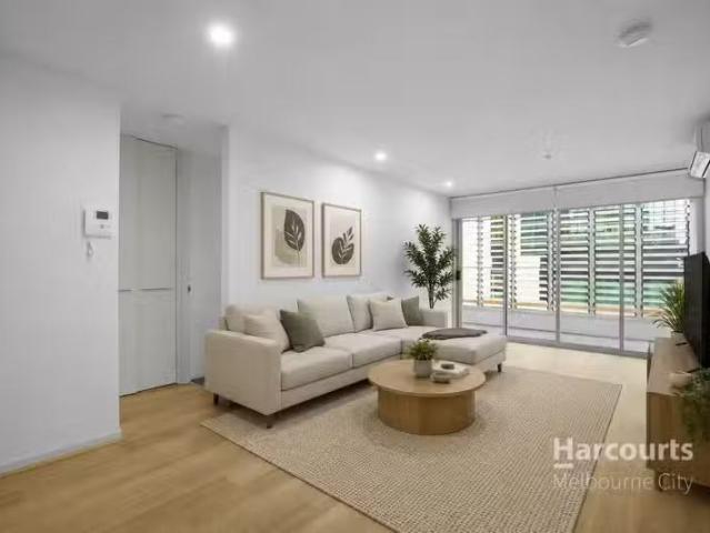 Just in! 2 BR 706/8 Mc Crae Street, DOCKLANDS, VIC 3008 Apar.