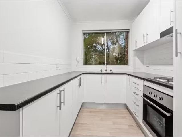 Nice 2 BR 7/1 9 Warburton Street, Gymea Apartment for rent Li.