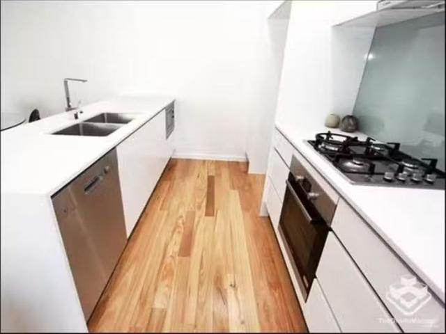 Rental! 2 BR 7/2 Laurence Street, St Lucia, QLD 4067