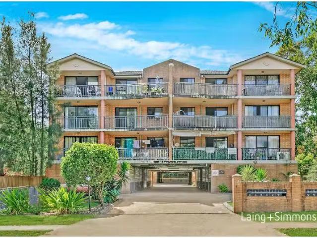 Unique 2 BR 8/48 Luxford Rd, Mount Druitt Apartment for rent.