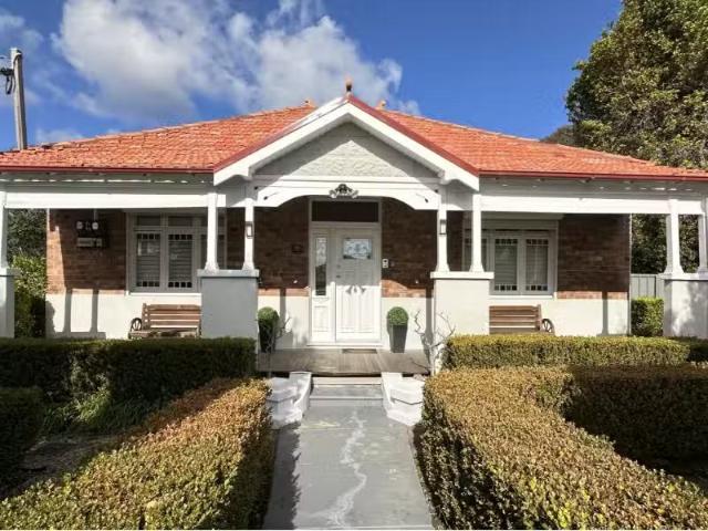 Cheap 2 BR 85 Wollombi Road, CESSNOCK House for rent Listed b.