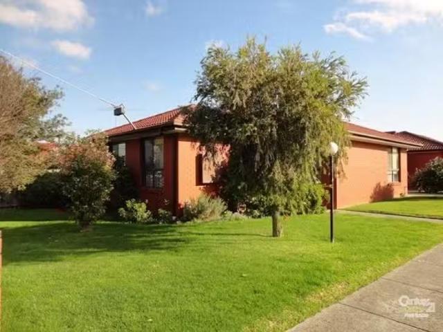 Cheap 2 BR 8/144 Springs Road, Clarinda, VIC 3169