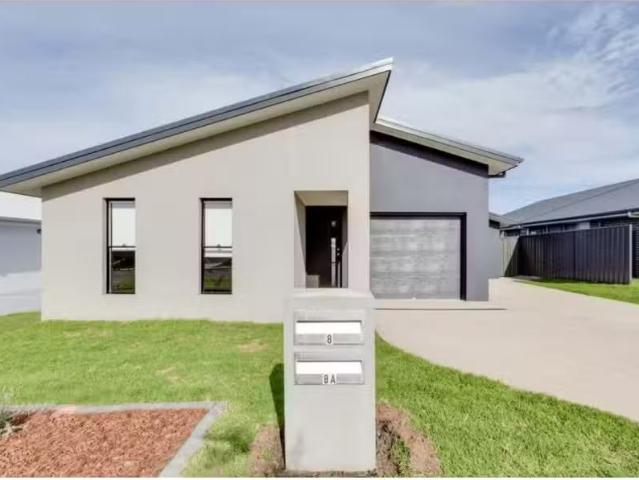 Charming 2 BR 8A Santa Fe Close, Cameron Park House for rent.
