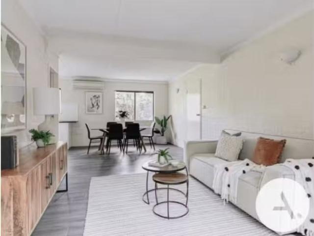 Cozy 2 BR 94A O'Halloran Cct, Kambah Townhouse for rent Liste.
