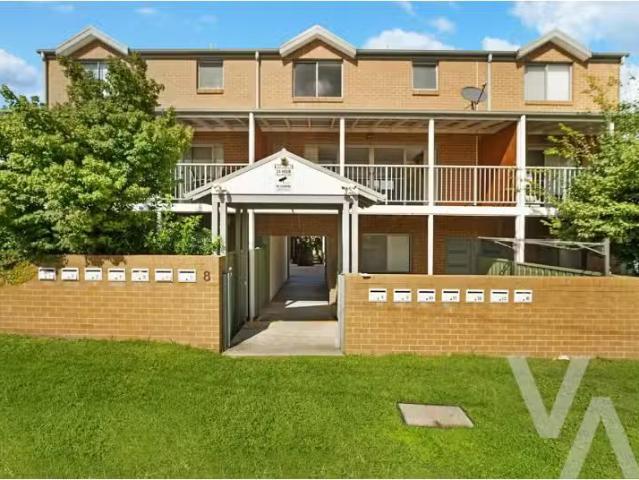 Cozy 2 BR 9/6 8 Goodwin Street, Jesmond Townhouse for rent Li.