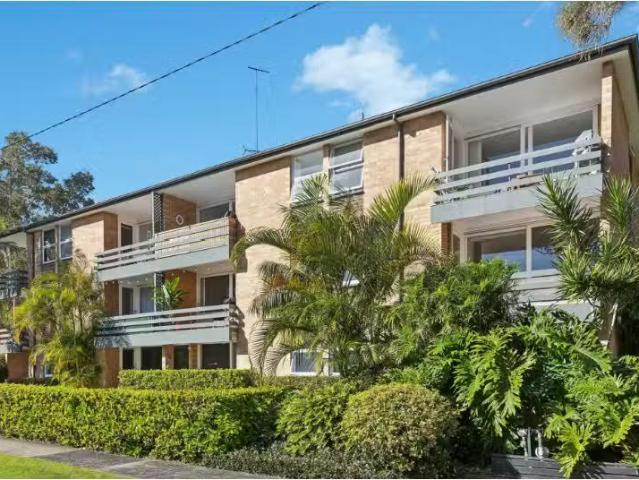 Charming 2 BR 9/14 Robertson Street, Narrabeen Apartment for r.