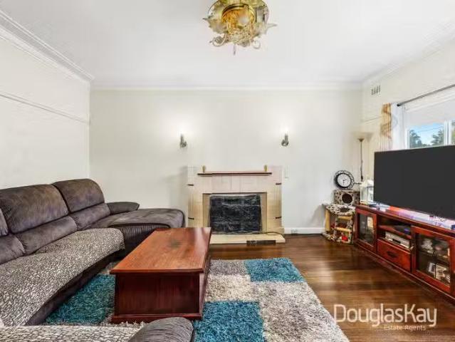 For Rent! 2 Brooker Court, Sunshine North VIC 3020