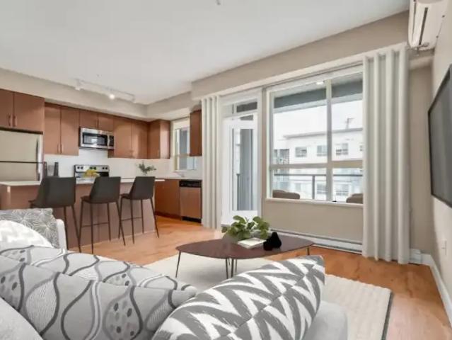 For Rent 2.5 Bedroom Apartment Langley BC DS104840761