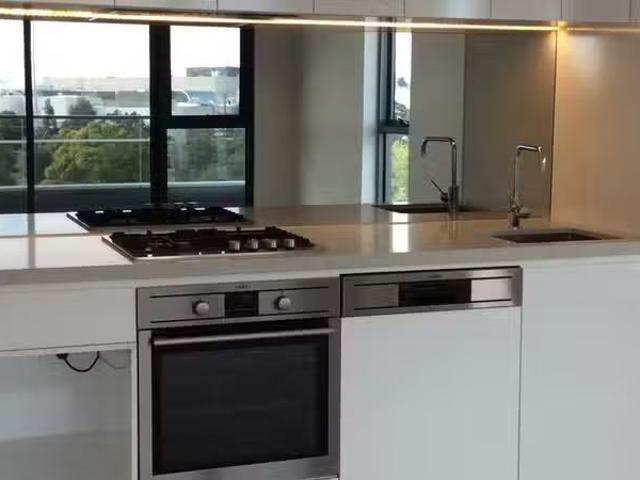 Just in! 301/8 Horizon Dr, Maribyrnong VIC 3032
