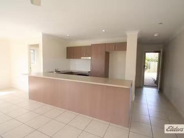 Cheap 30/6 Sullivan Street, Emerald, QLD 4720