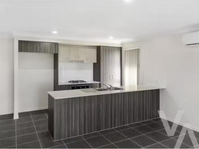 Just in! 30 Gullane Close, Heddon Greta House for rent Listed.
