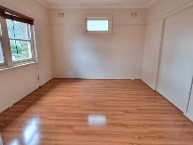 New 30 Oliver Street, Bexley North House for rent Listed by D.