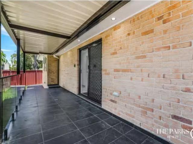 Unique 30a Mccredie Road, Guildford West House for rent Liste.