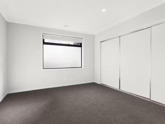 Deal! 3/11 Paget Street, Hughesdale, VIC 3166