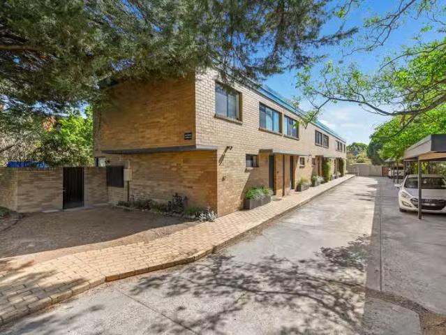 Cheap 3/1541 1543 Malvern Road, Glen Iris VIC 3146