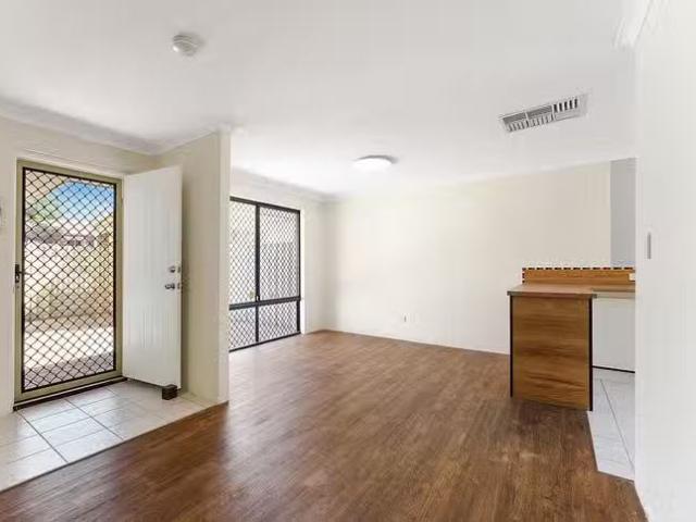 Cozy 3/162 Hill View Terrace, Bentley, WA 6102