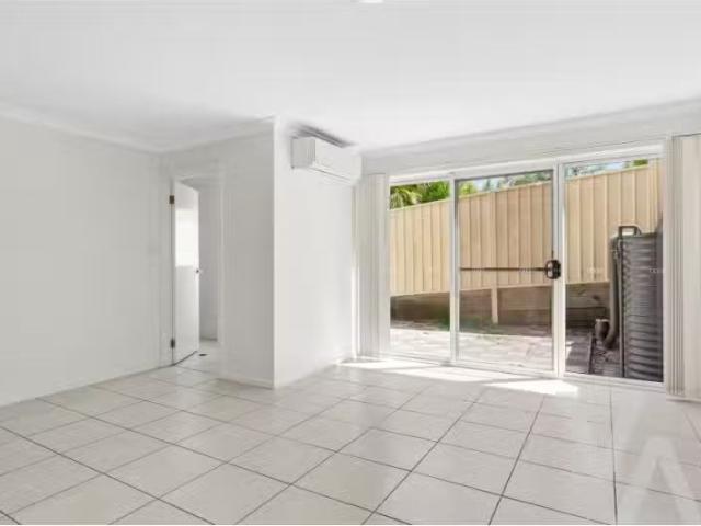 New 3/18 Naughton Avenue, Birmingham Gardens House for rent L.