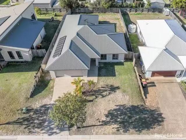 Just in! 31 Briffney Street, Kirkwood, QLD 4680